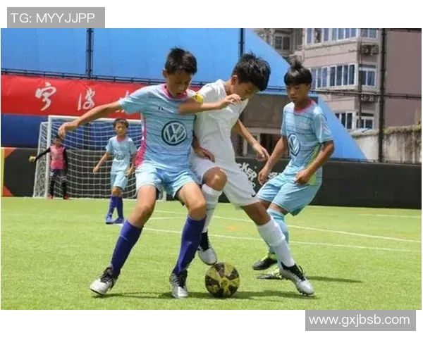 同班同学的足球明星们你知道哪些球员曾是同学吗