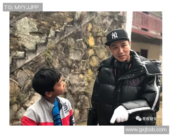 深入球场背后的故事中国足球明星专访节目全景呈现